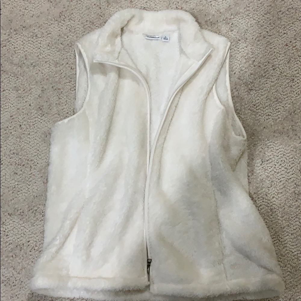 Cream fuzzy vest